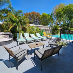 Equipped House W Pool & Patios, Near the Beaches, Prime Location- Ideal for Small Families, Coastal Haven